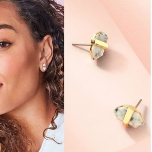 Stella & Dot Jewelry - Stella & Dot Stone Rebel Earrings-Gold New w/Box Stella & Dot Jewelry - Stella & Dot Stone Rebel Earrings-Gold New w/Box
